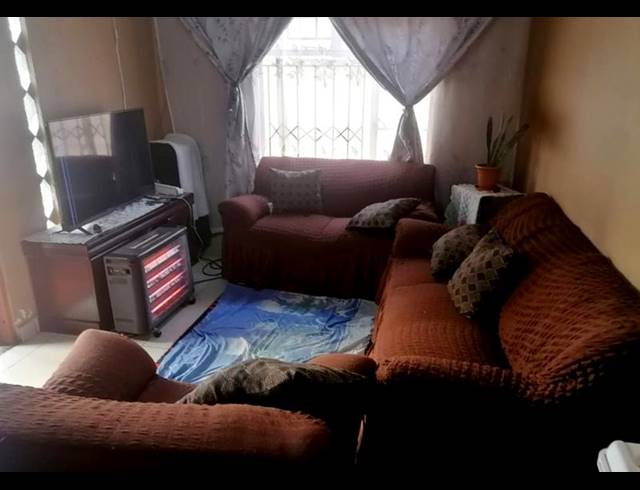 3 BEDROOM HOUSE FOR SALE IN ROODEKOP